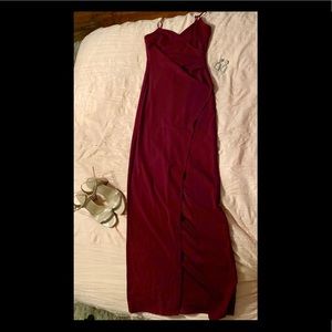 Windsor wine maroon floor length gown with thigh slit M